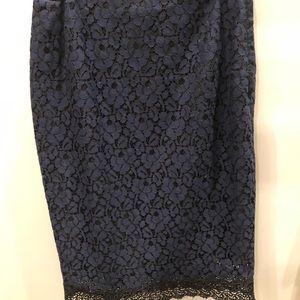 Lace pencil skirt NWOT